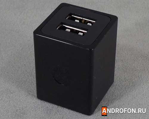 Сетевое зарядное устройство Motorola spn5737a на 2 USB порта.