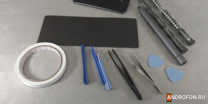 Соберите необходимый инструмент для замены USB порта.